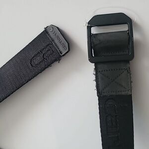 Carhartt Black Strap with Logo Detail Mens M‎